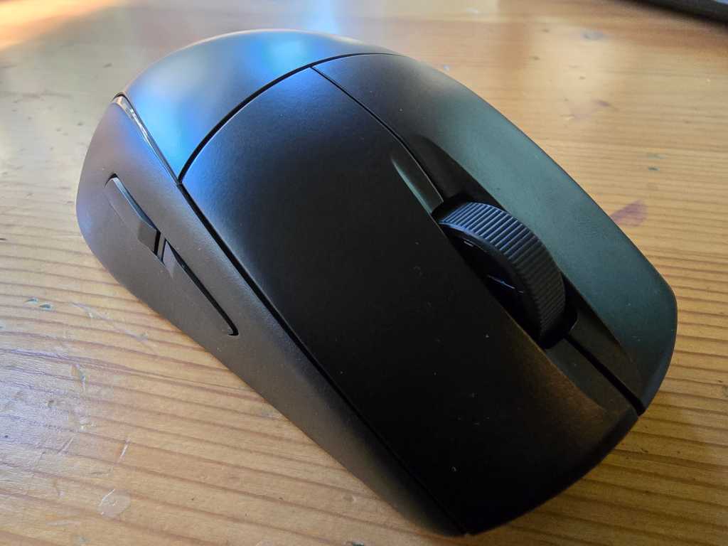 Corsair M75 Wireless Review: The Ultimate Shared Gaming Mouse