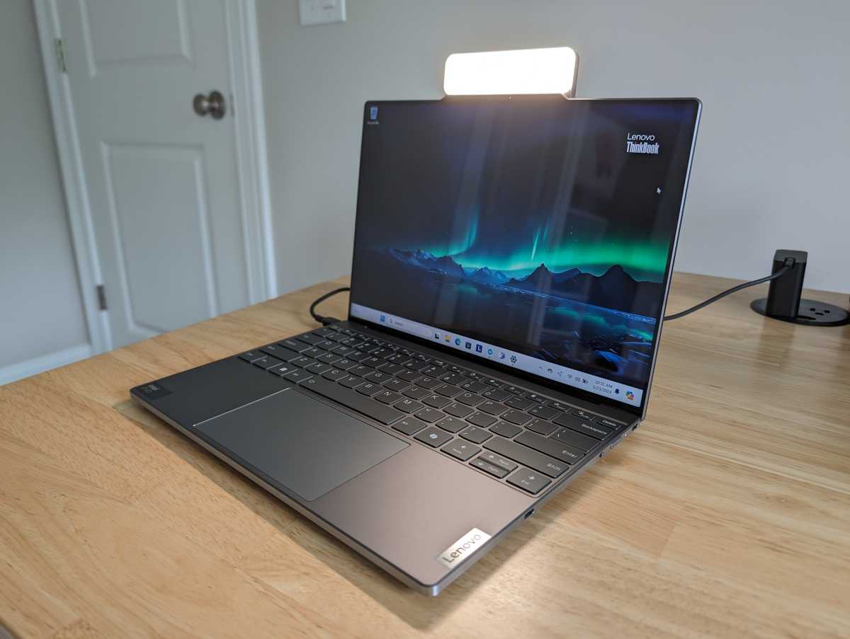 Lenovo ThinkBook 13x Gen 4 with Magic Bay Light