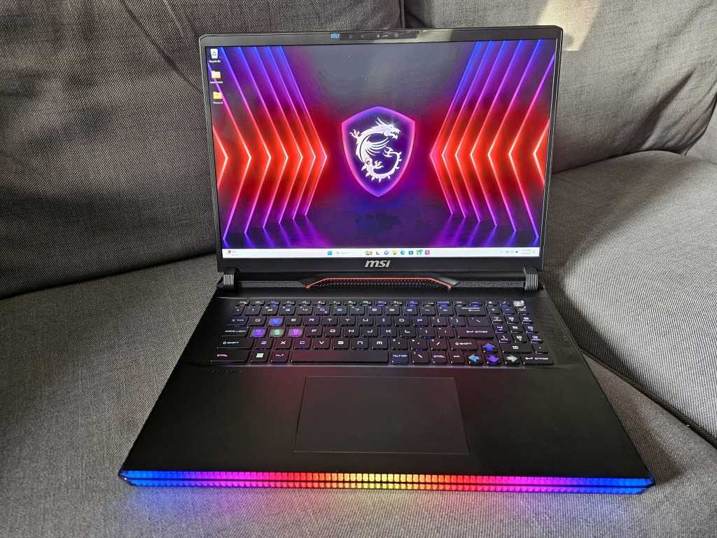 MSI Raider GE78 HX 14VIG Review: A Powerful Gaming Laptop with a Few Quirks