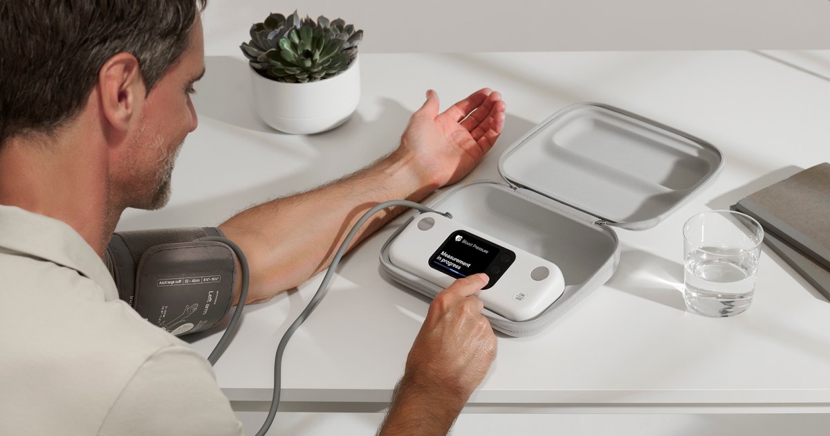 Withings BPM Vision: A Connected Blood Pressure Monitor with AI and Optional Cardiologist Review