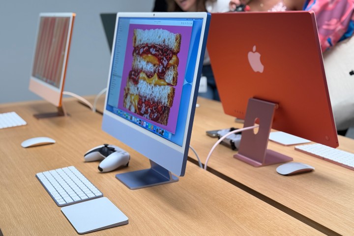 iMac with M4