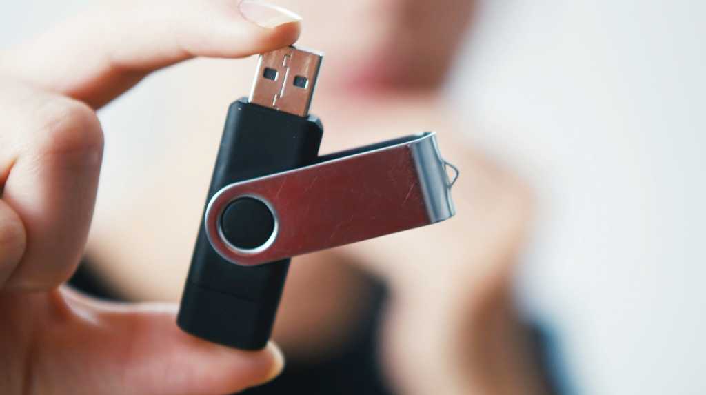 Common USB Flash Drive Mistakes and How to Avoid Them