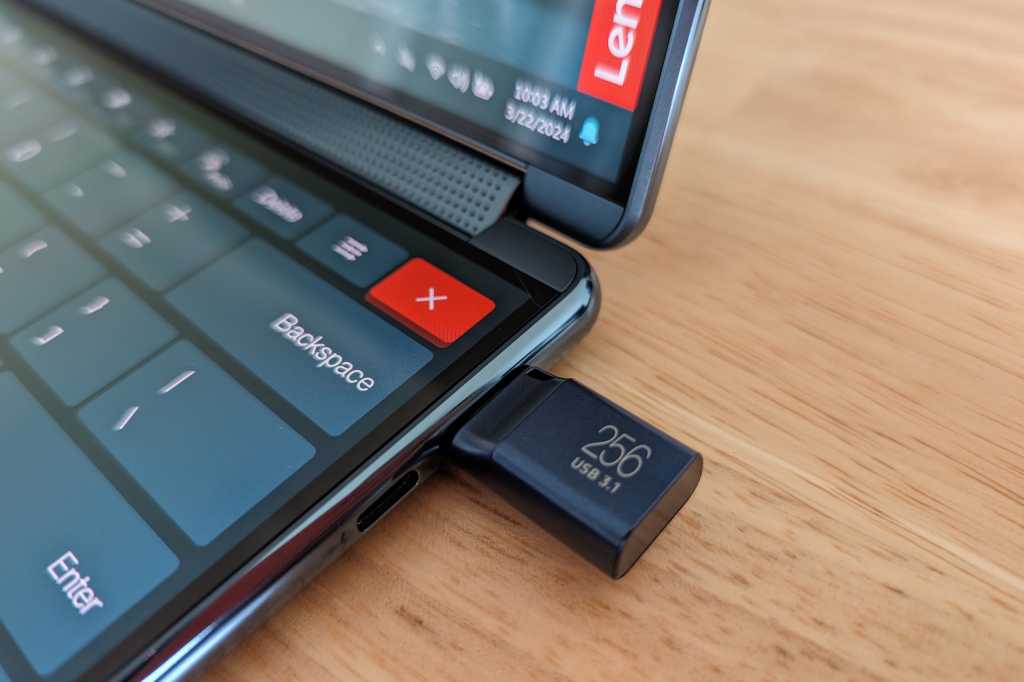 Turn a USB Drive into a Portable Retro Gaming Console