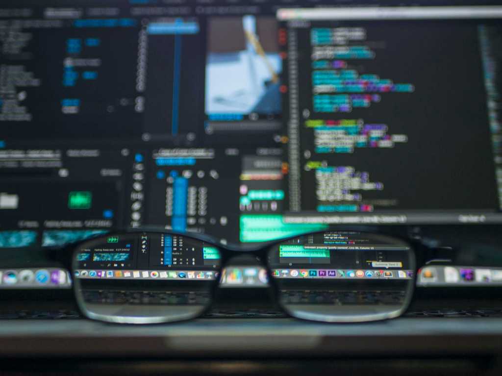 5 Signs Your PC's Webcam Has Been Hacked