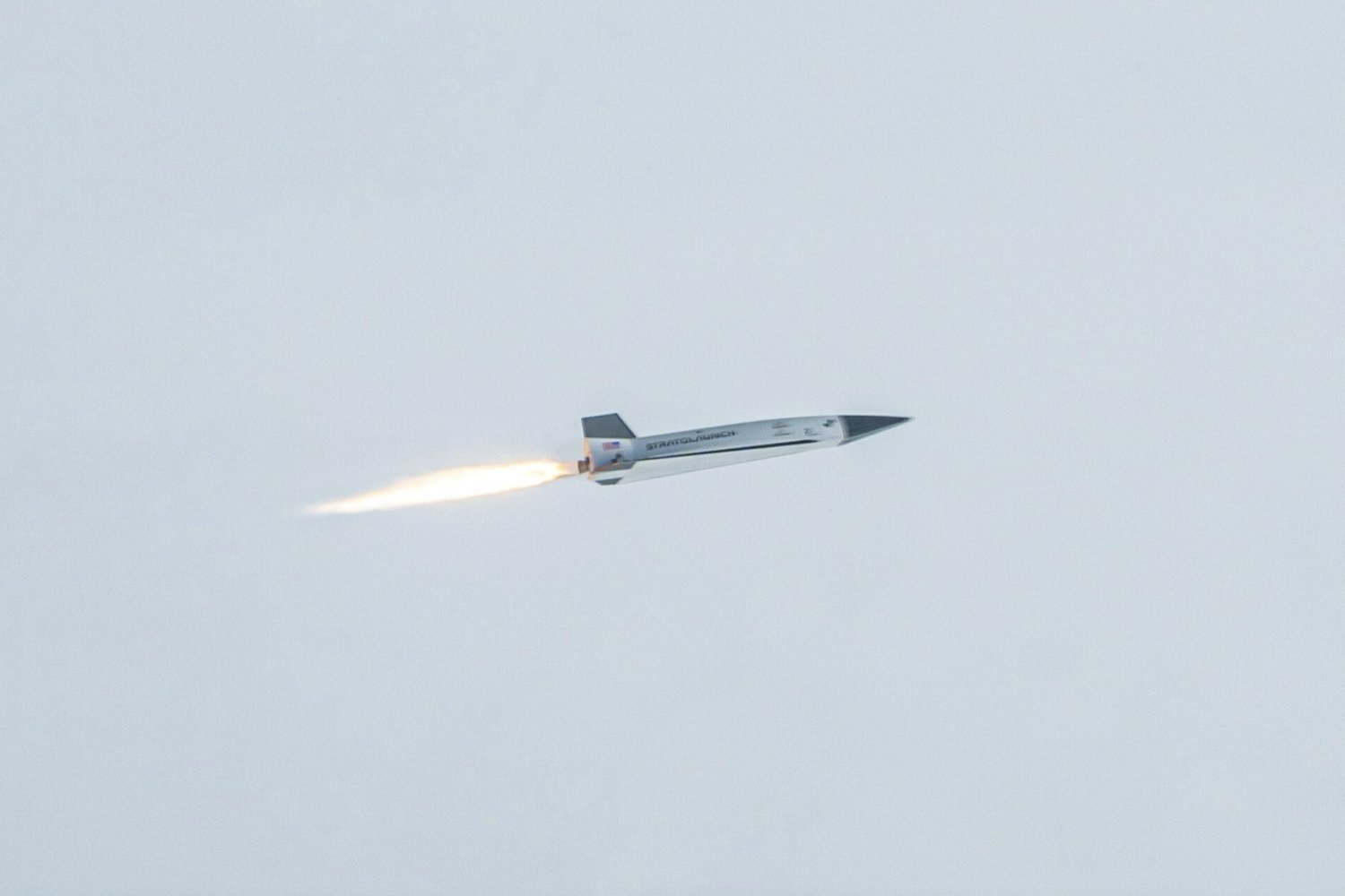 Stratolaunch's Talon-A2 Achieves Hypersonic Flight and Autonomous Landing