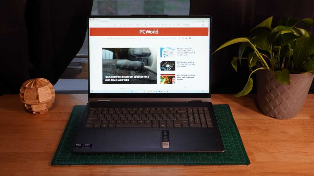 Lenovo Yoga 7i 2-in-1 (2025) Review: A Confusing Mix of Strengths and Weaknesses
