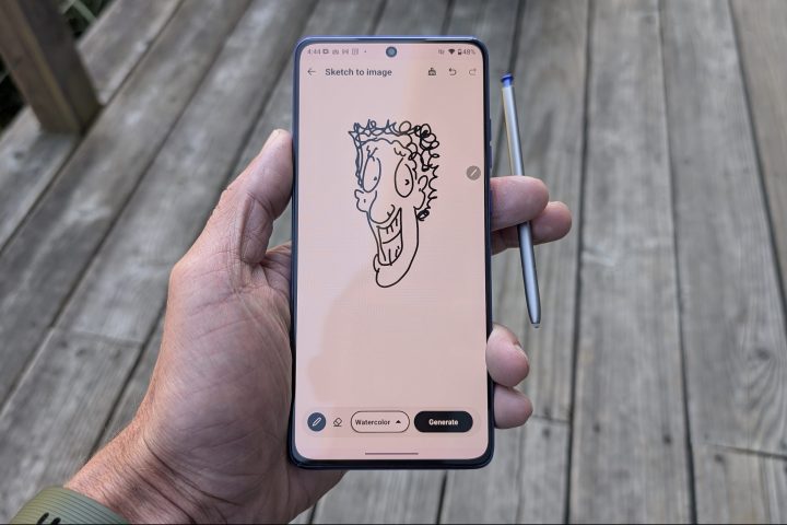Original simple sketch drawn by the user as input for Moto AI Sketch-to-Image feature