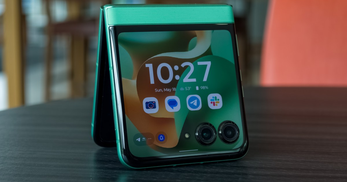 Top Smartphone Alternatives to the Motorola Razr 2025