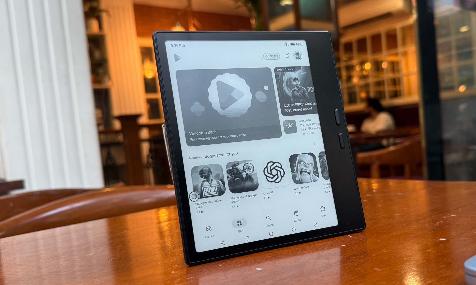 Google Play Store interface displayed on the Boox Go 7 E Ink tablet, highlighting Android app accessibility.
