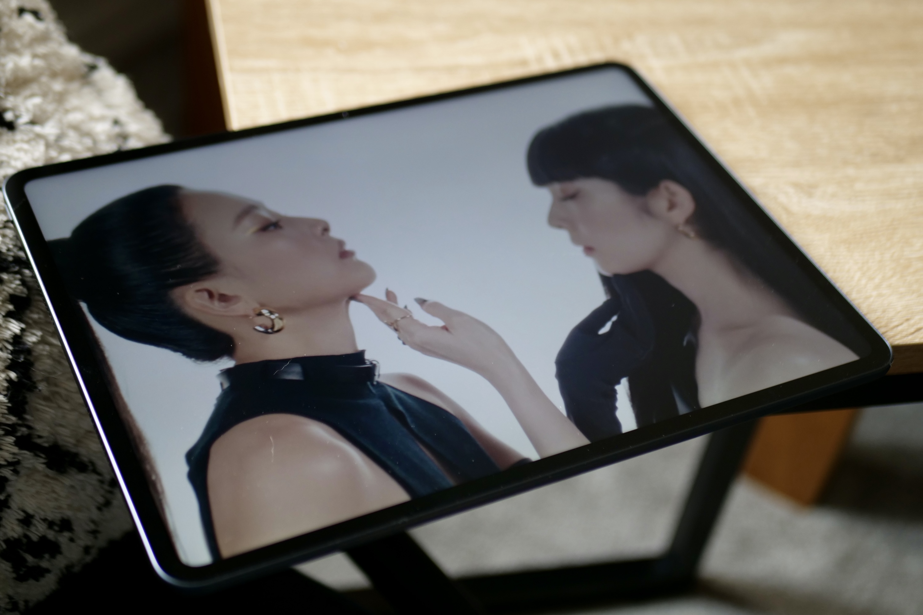 OnePlus Pad 3 playing a high-resolution video, demonstrating its media consumption capabilities.