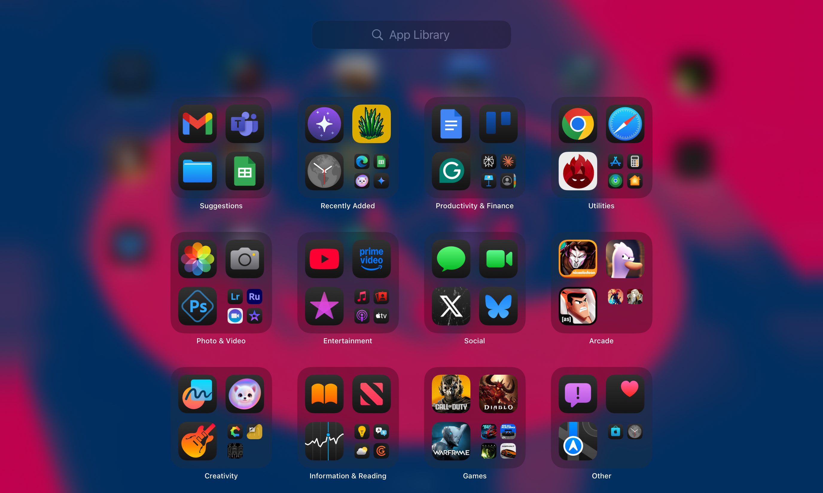Translucent app folders in iPadOS 18 exhibiting early glassmorphic design cues.