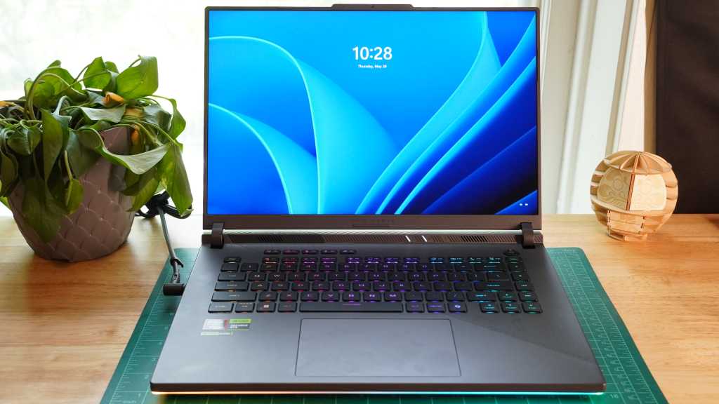 Asus ROG Strix G16 Review: Fierce Performance Where It Counts