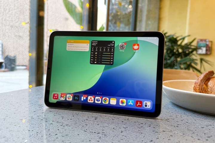 Apple iPad mini with A17 Pro chip, illustrating Apple's powerful tablet ecosystem.